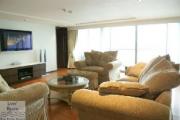 Condo for sale Northshore,Pattaya Beach Road soi 5 3 bedrooms 3 bathrooms 268 sqm living area 18 floor 30,000,000 Baht
